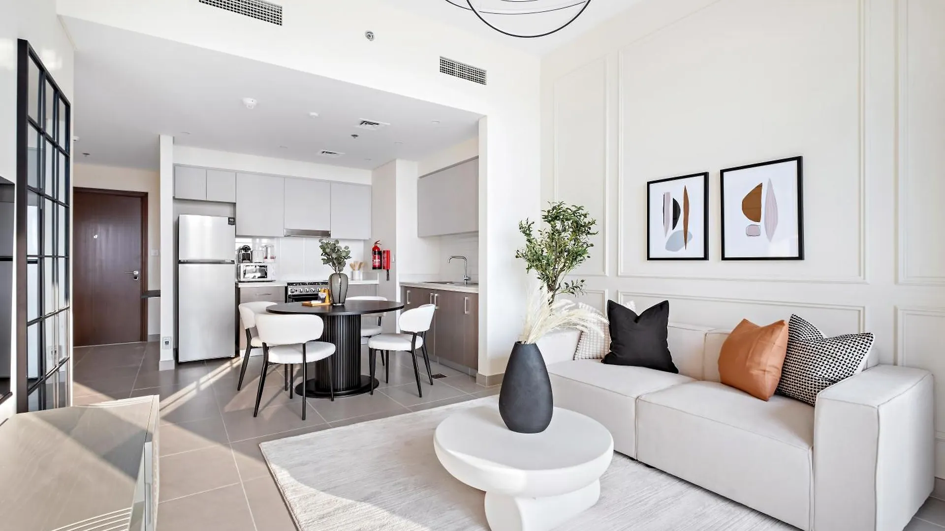 Apartment Silkhaus Classical 1Bdr In Opera District Dubai